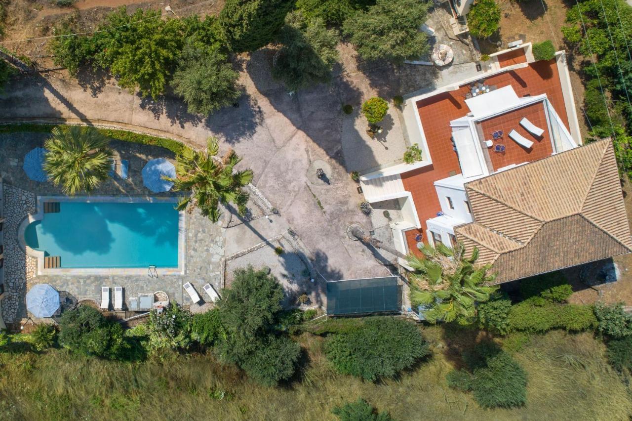 Villa Lianolia Peritheia Ngoại thất bức ảnh